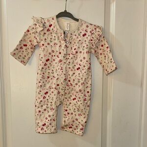 TUN TUN Floral Ruffle Kids One Piece Romper- 0/3 m- NWT